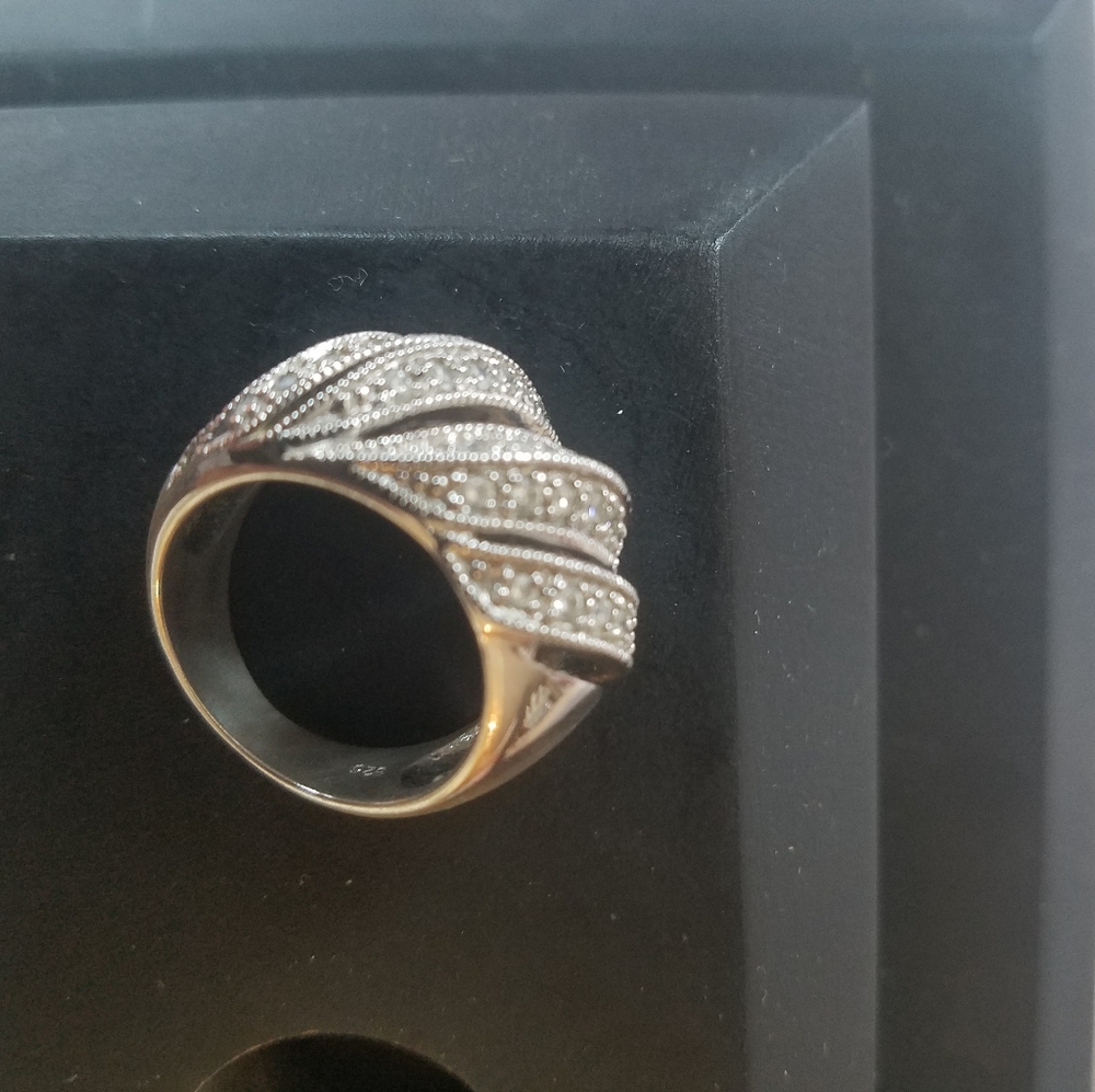 Ring - Picture 5 of 5